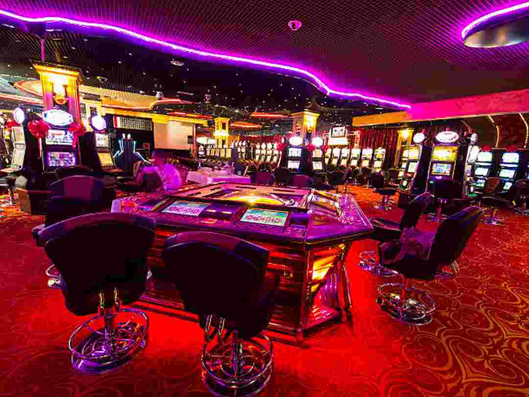 Không thể bỏ qua Poker khi đến với titan king resort and casino