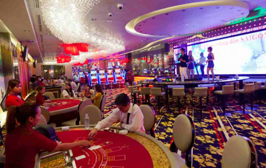 Lucky Ruby Border Casino có không gian rộng lẫy 